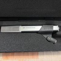 Microfono Sennheiser MD 441 - U con supporto asta