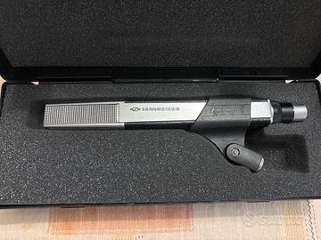 Microfono Sennheiser MD 441 - U con supporto asta