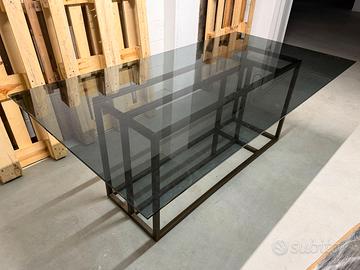 Tavolo in vetro fumè e ferro 210x110 h76