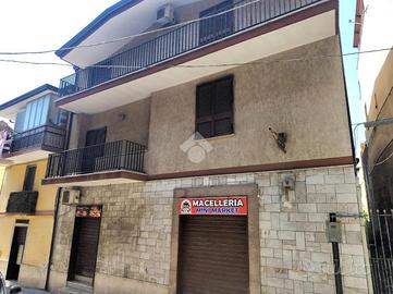 CASA INDIPENDENTE A CERVINO