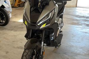 Honda X adv 750 special edition