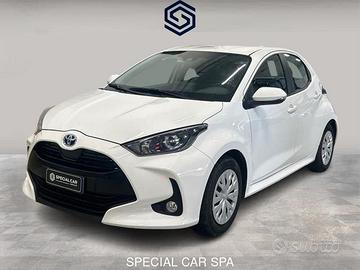 Toyota Yaris 1.5 hybrid Business