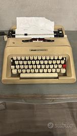 Macchina da scrivere Olivetti lettera 35
