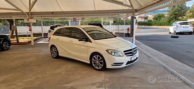Mercedes B 180 CDi 110cv Premium (Motore Mercedes)