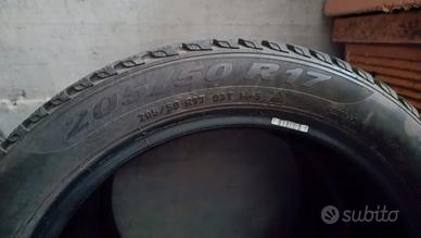 Gomme invernali 205/50/17 senza cerchi