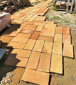 Tavelle  antiche in cotto