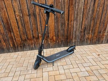 Monopattino Segway-Ninebot E2D