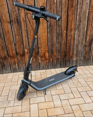 Monopattino Segway-Ninebot E2D