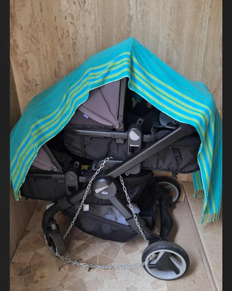 Chicco gemellare trio