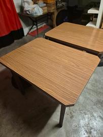 tavolo vintage in legno