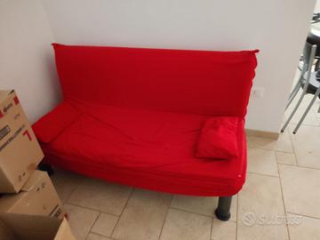 due divani letto 