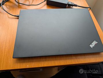 Thinkpad T495s - 16GB RAM - 256GB SSD - Ryzen 7