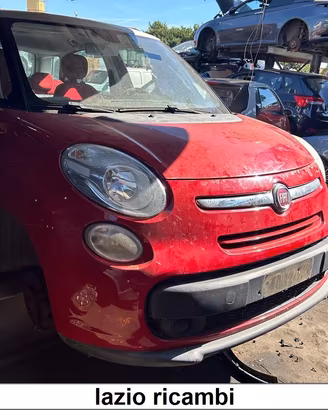 Fiat 500l rossa