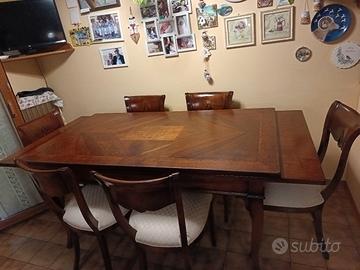 tavolo in legno + 6 sedie 