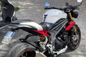 Speed triple R