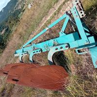 Aratro trivomere CORMA