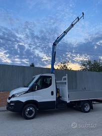 Iveco daily 35q GRU NUOVA 3 sfili