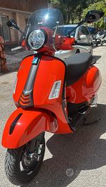 Vespa GTS 300 hpe SUPERSPORT