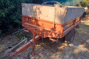 rimorchio per trattore