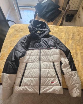 Giubbotto nike Repeat