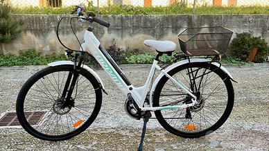 Bicicletta elettrica Torpado praticamente nuova