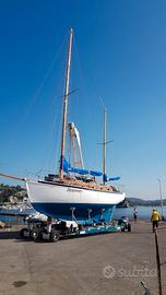 Barca a vela classica ketch