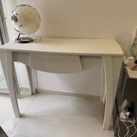 Tavolo consolle con cassetto