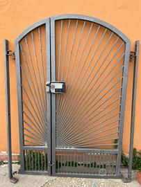 Cancello doppia anta manuale