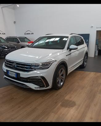 VOLKSWAGEN Tiguan II 2021 - Tiguan 2.0 tdi R-Line
