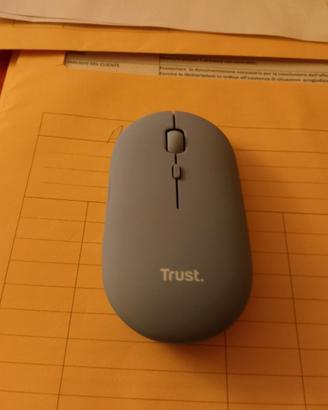 MOUSE BLUETOOTH E RICARICABILE CON FILO