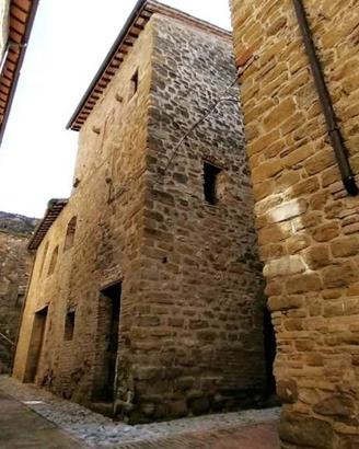 Casa indipendente di 120 m² con più di 5 locali a 