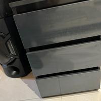 Cassettiera moderna