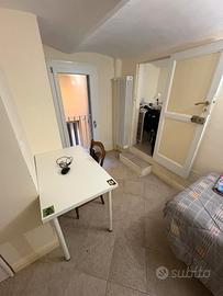 Stanza singola in via nazario sauro