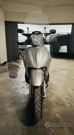 Piaggio Beverly 300 S i.e ASR + ABS