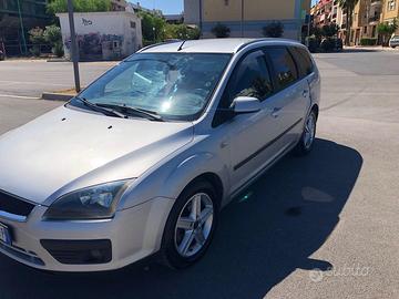 Ford Focus TDci 1600 SW GANCIO TRAINO OMOL. BRICK
