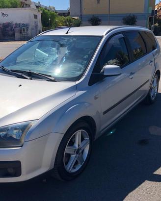 Ford Focus TDci 1600 SW GANCIO TRAINO OMOL. BRICK