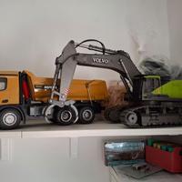 escavatore rc più camion da cava