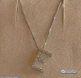 COLLANA IN ORO 18kt. CON DIAMANTI LETTERA E