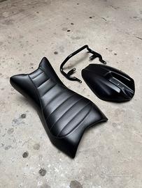 Sella monoposto in pelle per R Nine t Unit Garage