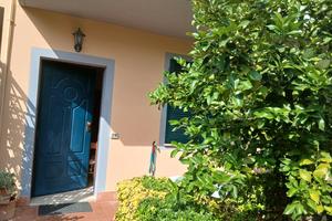Appartamento con giardino privato garag 