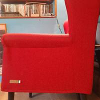 Poltrona bergère a orecchi da salotto.