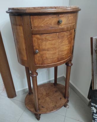 Tavolino ovale impiallacciato