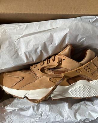 NIKE HUARACHE BEIGE, TAGLIA 47,5 (13), COME NUOVE