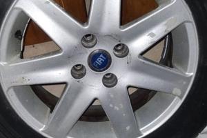 Cerchi in lega originali Fiat+ Gomme 195/60 R15