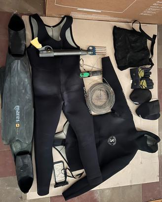 Attrezzatura completa da Sub