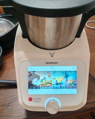 Robot cucina con ricettario 