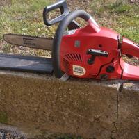 Motosega Komatsu Zenoah