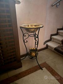 PORTAVASI LAVORATO A MANO CON VASI IN RAME