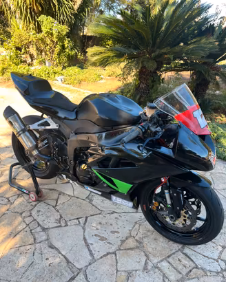 Kawasaki zx6r