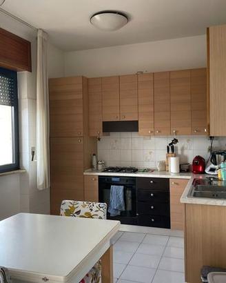 cucina attrezzata 